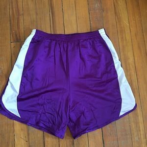 Vintage high waisted run shorts! Pearlescent 5 ins